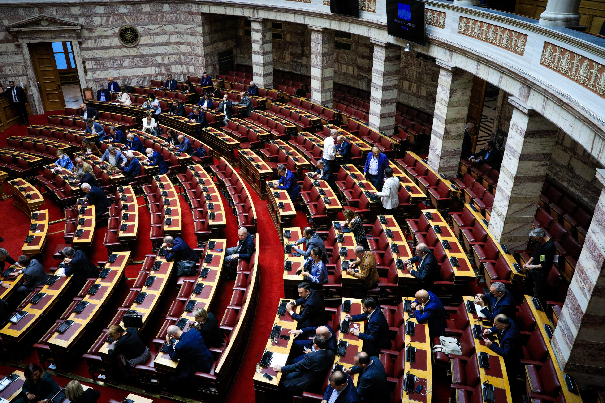 Βουλή: Εγκρίθηκε η συμφωνία Ελλάδας – Γαλλίας για αποφυγή διπλής φορολογίας