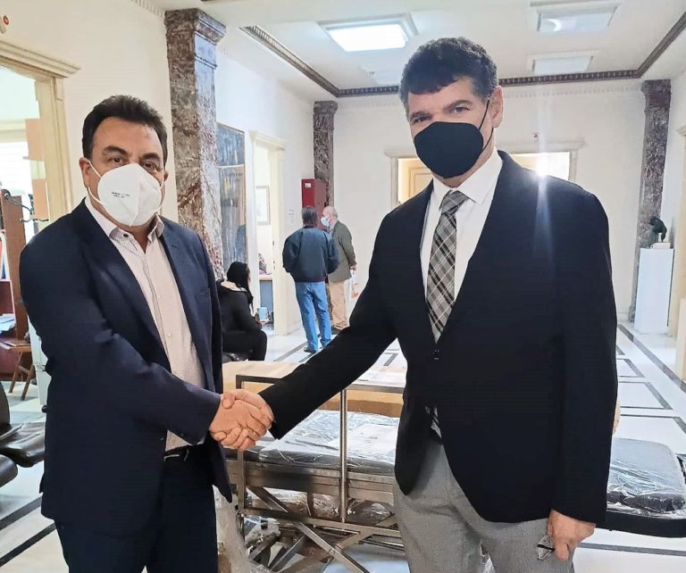 Δωρεά κρεβατιών στο νοσοκομείο Ηλείας