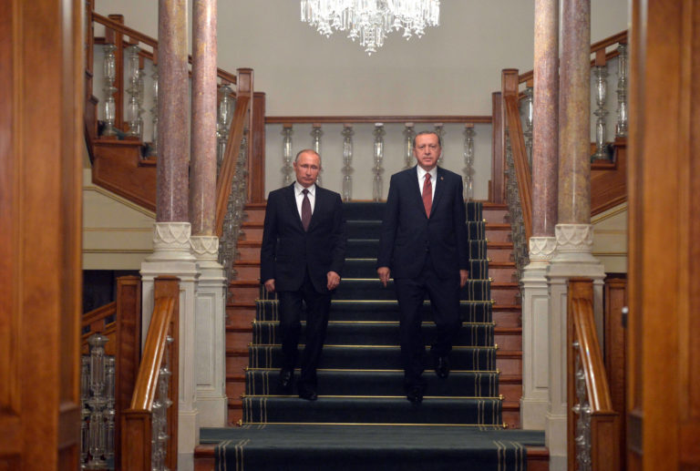 «Γέφυρα» επικοινωνίας Πούτιν-Ερντογάν ο ενεργειακός κόμβος στην Τουρκία