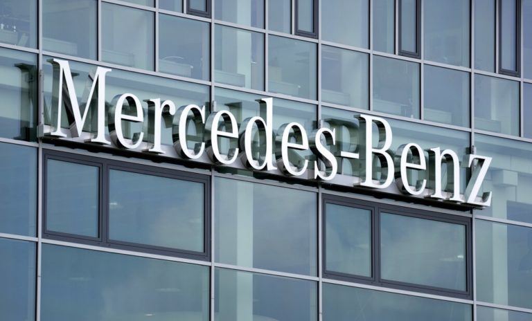 Η Mercedes-Benz αποσύρεται από τη ρωσική αγορά
