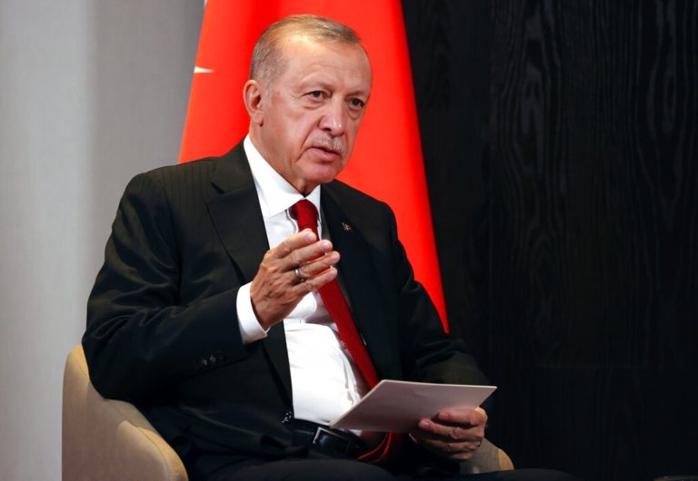 Tρ. Kαρατράντος για Ερντογάν: Αντιλαμβάνεται ότι ως εταίρος της Δύσης δεν έχει να κερδίσει κάτι – Έχει εγκλωβιστεί στο αφήγημά του (video)