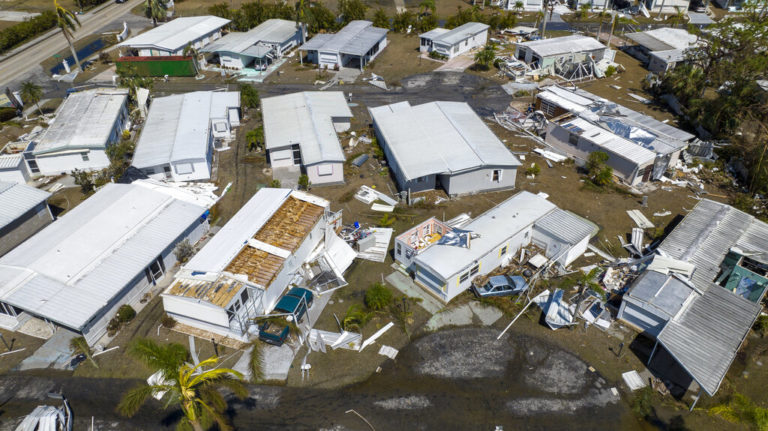 ΗΠΑ: Ο Ιλον Μασκ προσφέρει τις υπηρεσίες του Starlink για τους πληγέντες του κυκλώνα Ιαν