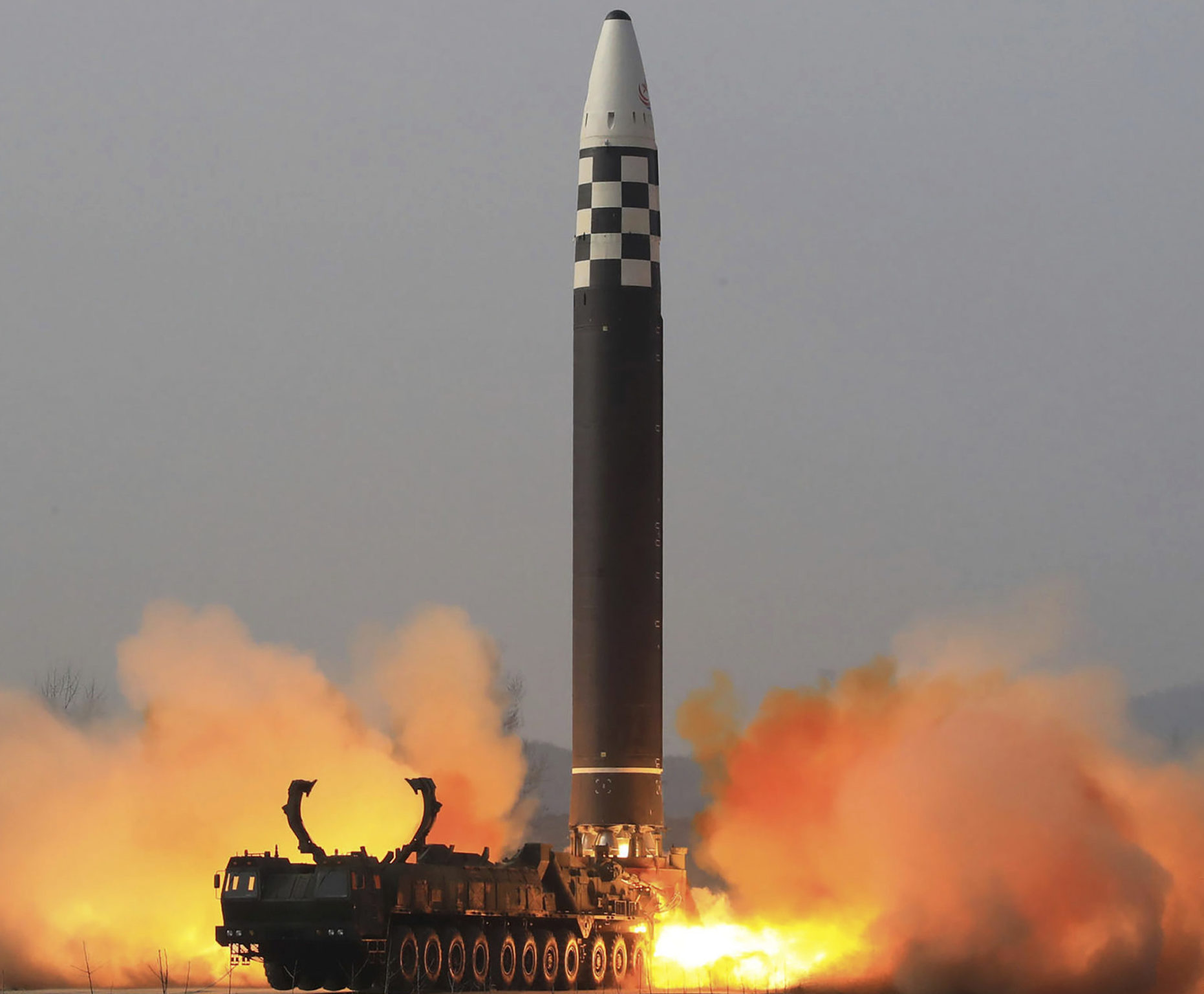 Βόρεια Κορέα: Νέα εκτόξευση βαλλιστικού πυραύλου