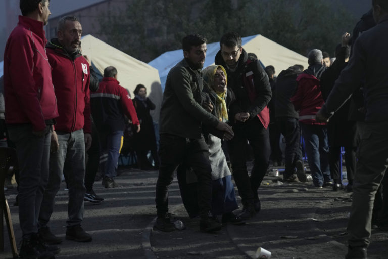 Τα συλλυπητήριά της εξέφρασε η ΠτΔ Κ. Σακελλαροπούλου για την πολύνεκρη έκρηξη σε ανθρακωρυχείο της Τουρκίας