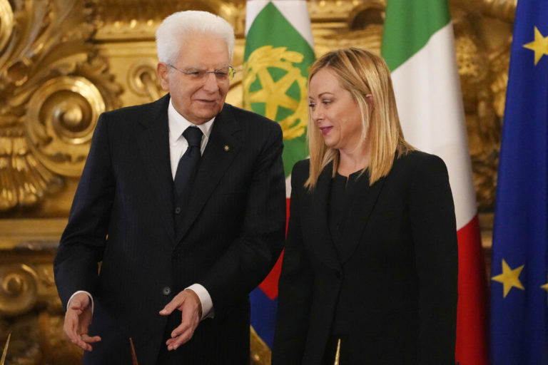 Ορκίστηκε πρωθυπουργός της Ιταλίας η Μελόνι – Πώς την υποδέχτηκαν οι ηγέτες