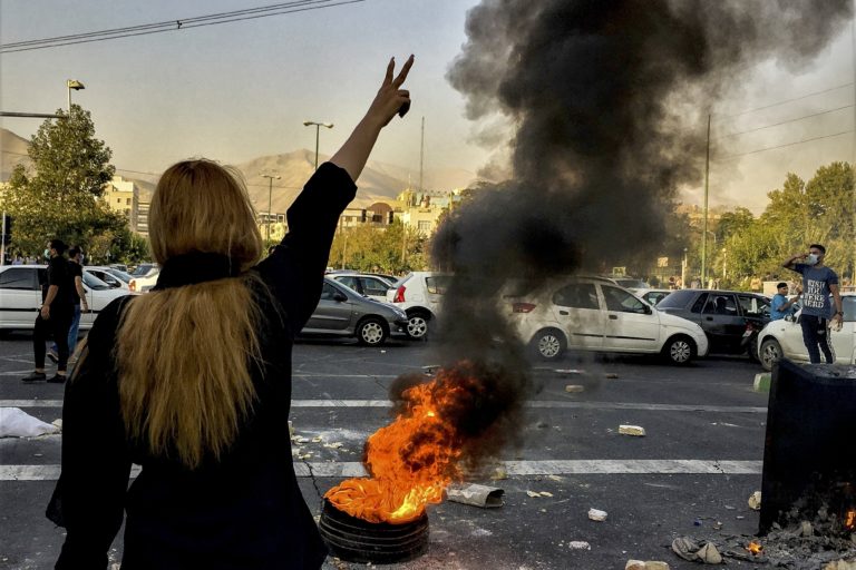 Ιράν: Αποπέμφθηκε ο επικεφαλής της αστυνομίας στην πόλη Ζαχεντάν-Για 66 νεκρούς κάνει λόγο η Διεθνής Αμνηστία