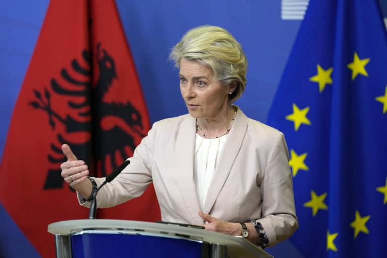 Αλβανία: Στα Τίρανα σήμερα η Ούρσουλα φον ντερ Λάιεν