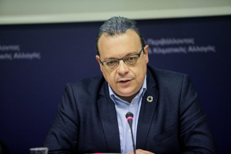 Σ. Φάμελλος: Μεγάλα λόγια στο εξωτερικό, πλάτη στα υπερκέρδη και στη χειραγώγηση τιμών εδώ, από τον κ. Μητσοτάκη