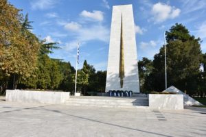 Κομοτηνή: “ΌΧΙ” στην εγκατάλειψη της Θράκης λένε οι κάτοικοι της Ροδόπης 82 χρόνια μετά το Αλβανικό Έπος
