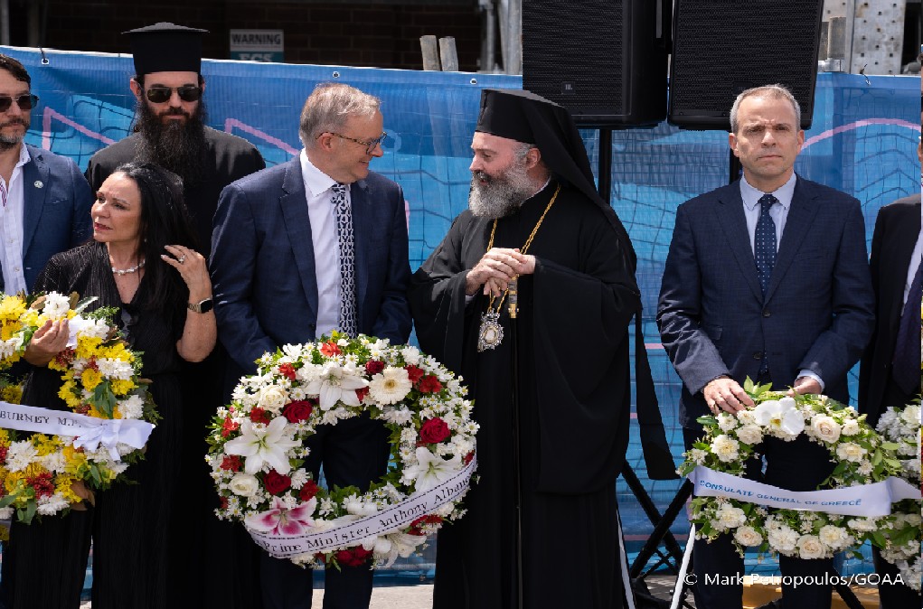 Ο Πρωθυπουργός της Αυστραλίας και ο Αρχιεπίσκοπος Μακάριος σε εκδήλωση για το «ΟΧΙ»