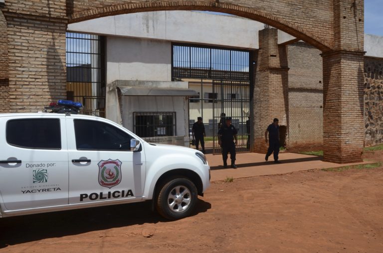 Παραγουάη: Αποπομπή του υπουργού Δικαιοσύνης-Ενέκρινε την είσοδο φέρετρου αντάρτη σε φυλακή