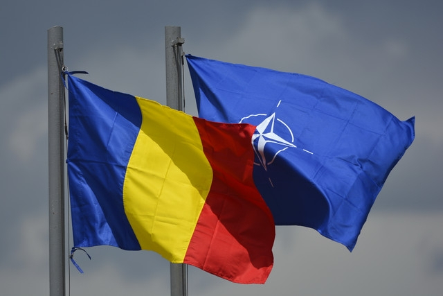 Πολεμικά οχήματα από τη Γαλλία πάνε στην Ρουμανία για άσκηση του ΝΑΤΟ