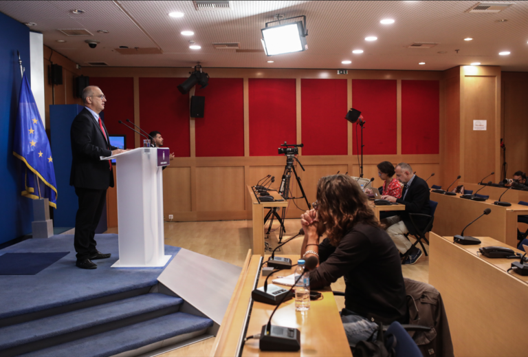 Γ. Οικονόμου: «Εγκληματική ενέργεια από διακινητές» – Τεράστιες οι ευθύνες της Τουρκίας για τις τραγωδίες