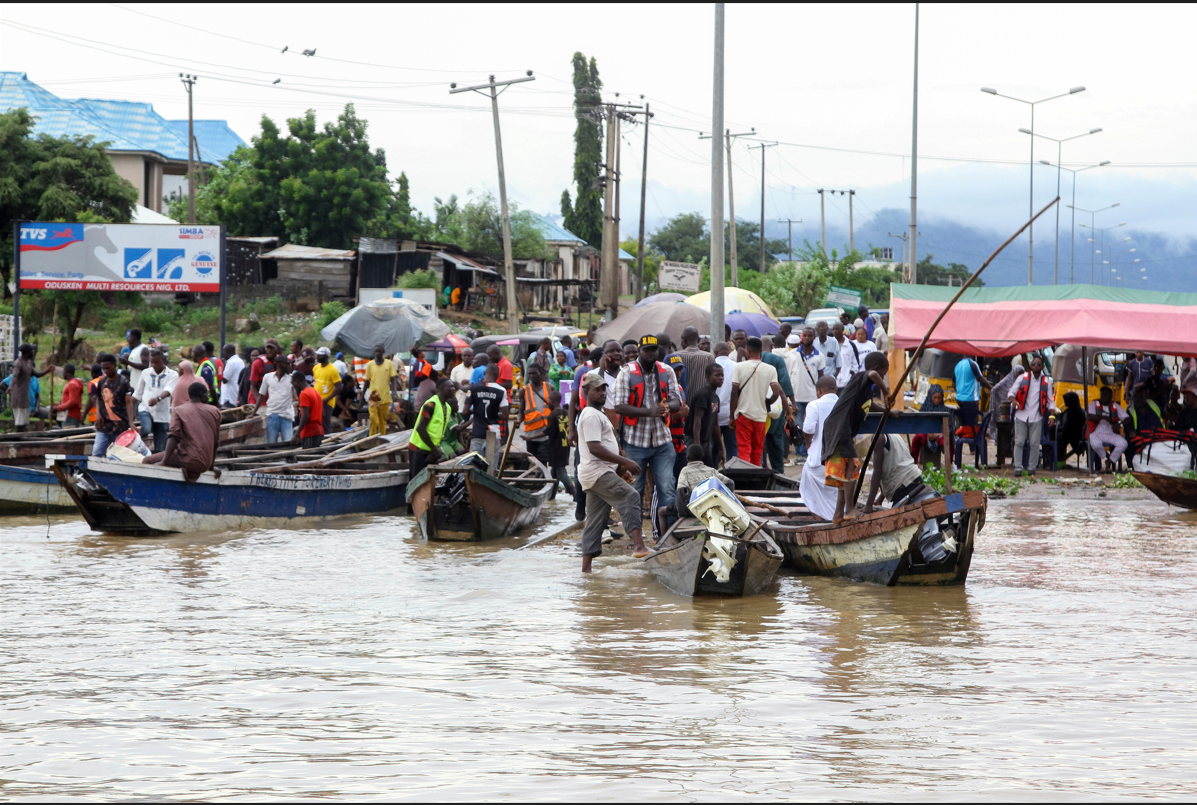Τραγωδία στη Νιγηρία με τουλάχιστον 76 νεκρούς σε ναυάγιο στην πολιτεία Ανάμπρα
