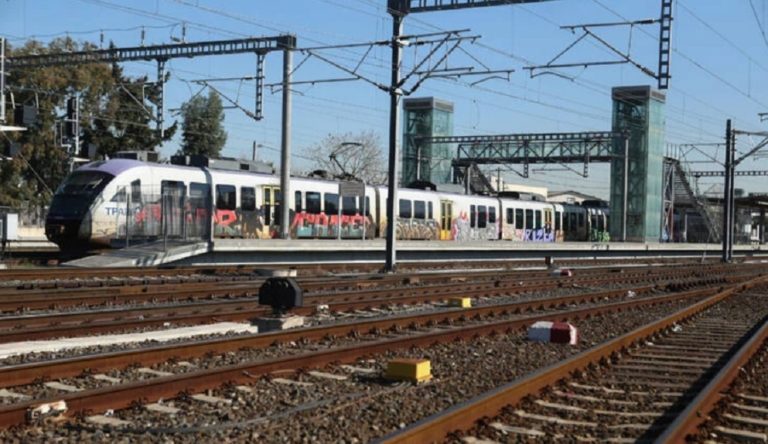 Εκτροχιασμός τρένου: «Οφείλεται σε λάθος χειρισμό στην αλλαγή τροχιάς» – Η ανακοίνωση του ΟΣΕ