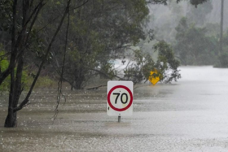 Αυστραλία: Δραματική η κατάσταση στη Νέα Νότια Ουαλία από τις συνεχείς βροχοπτώσεις
