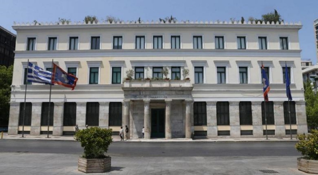 Δήμος Αθηναίων: Αντιδράσεις αντιπολίτευσης για τη μείωση των δημοτικών τελών