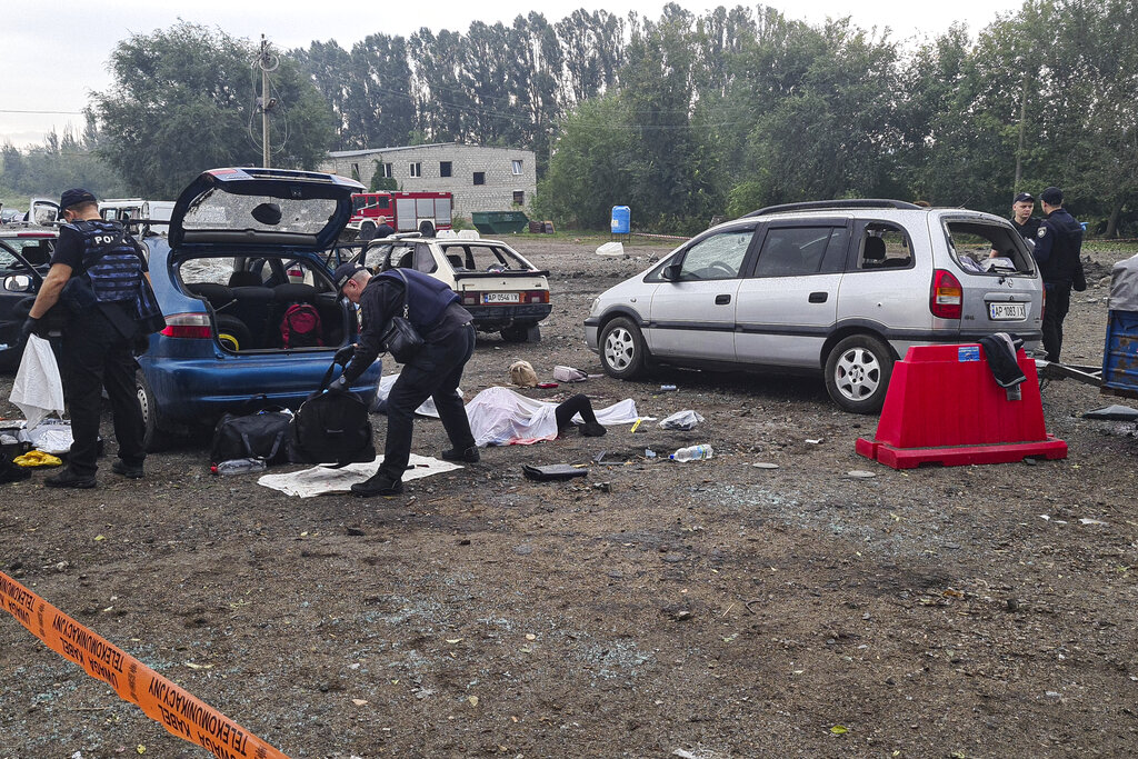 Ουκρανία: Τουλάχιστον 24 άμαχοι βρέθηκαν νεκροί από σφαίρες στα αυτοκίνητά τους