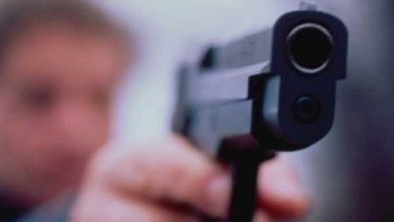 Ηράκλειο: Παραδόθηκε ο 17χρονος για τους πυροβολισμούς στο νυχτερινό κέντρο