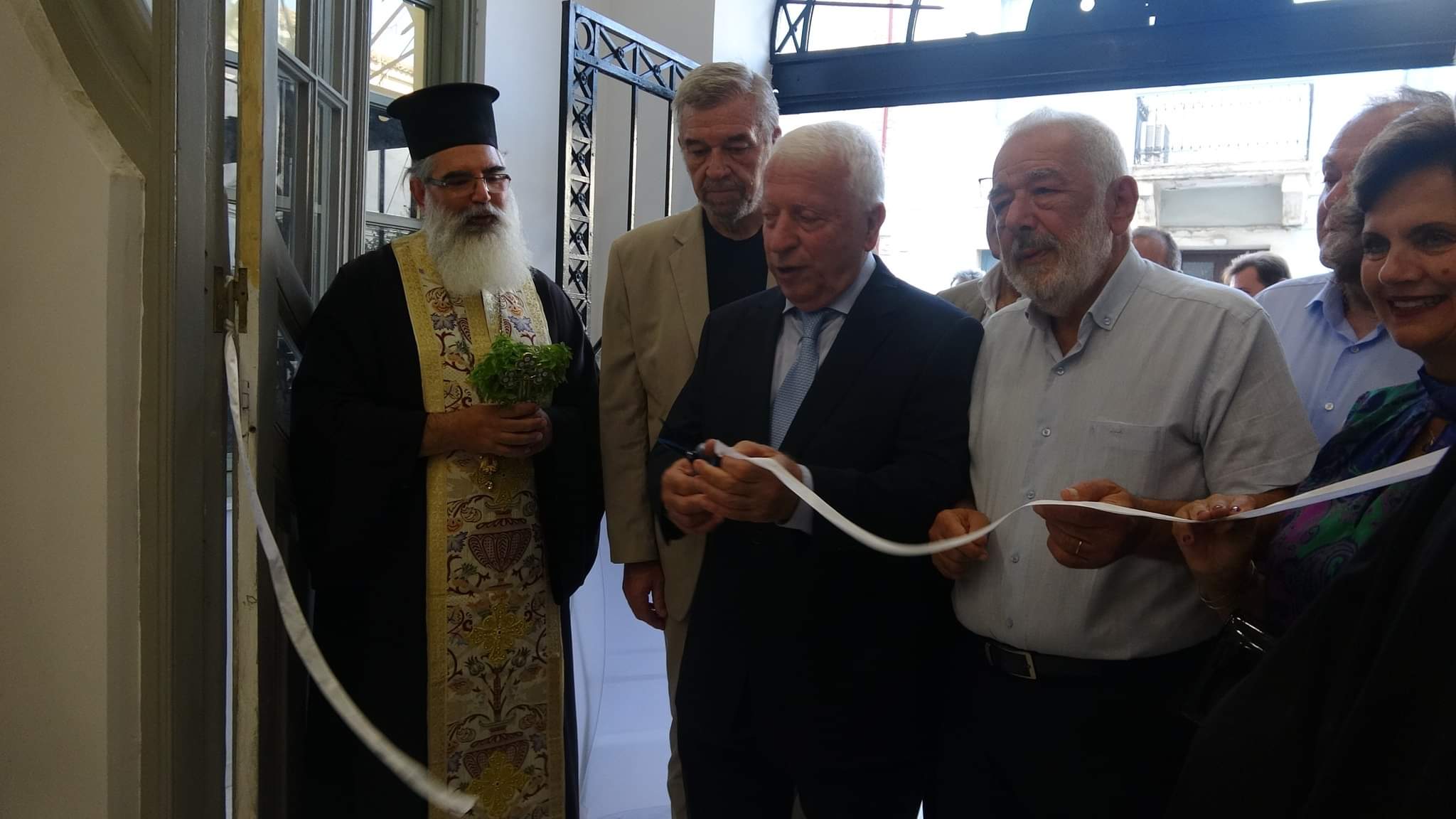 Εγκαινιάστηκε το επικούρειο πολιτιστικό κέντρο στη Σάμο Εγκαινιάστηκε το επικούρειο πολιτιστικό κέντρο στη Σάμο