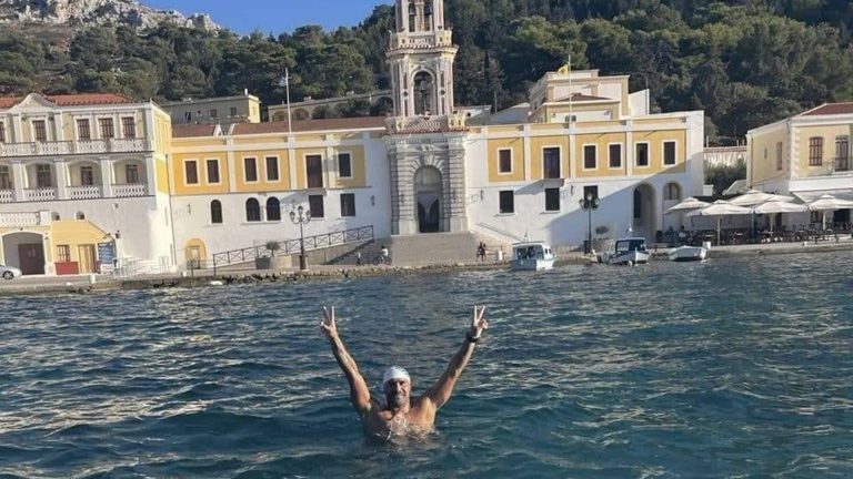 Θα κολυμπήσει από τη Ρόδο μέχρι τον Πανορμίτη – Το τάμα του παραολυμπιονίκη Χαρ. Ταϊγανίδη