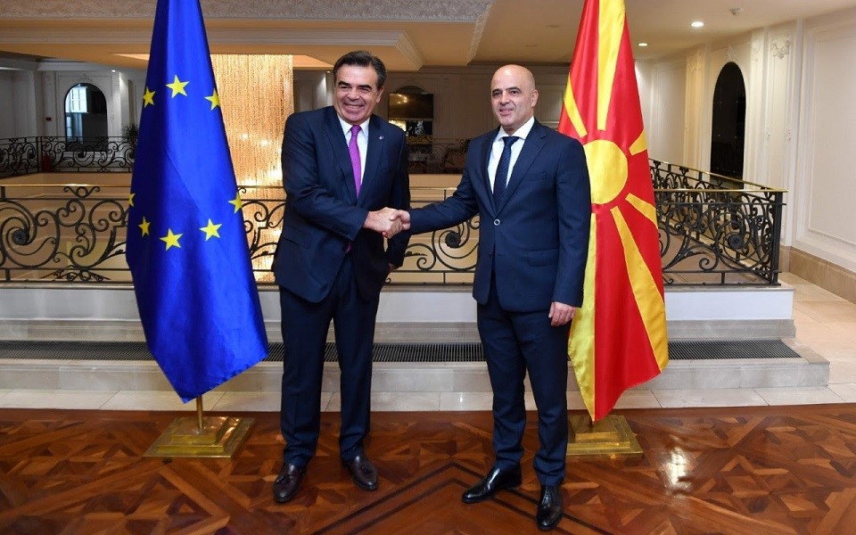 Συνάντηση Μ. Σχοινά με τον πρωθυπουργό της Βόρειας Μακεδονίας για το μεταναστευτικό