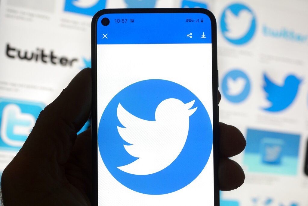 Απειλεί να απολύσει το 75% των εργαζομένων του  Twitter ο Ίλον Μασκ – Θα ξεπεράσουν τους 5.500 οι απολυμένοι