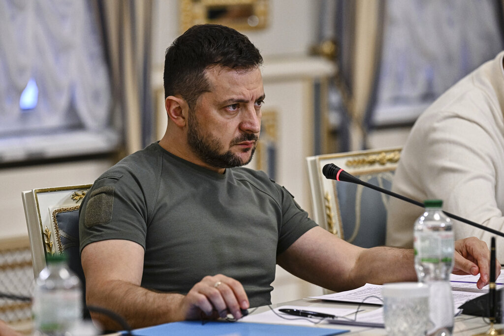 Ζελένσκι: Οι κατασχέσεις περιουσιακών στοιχείων βοηθούν στις επείγουσες ανάγκες του στρατού