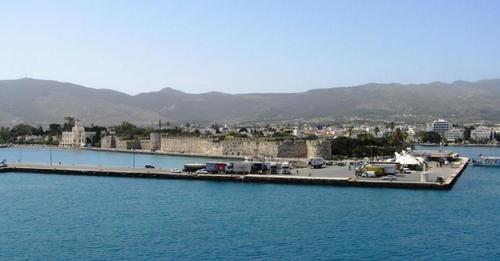Την άμεση εκβάθυνση της εισόδου του λιμανιού Φαναρίου ζητούν οι αλιείς