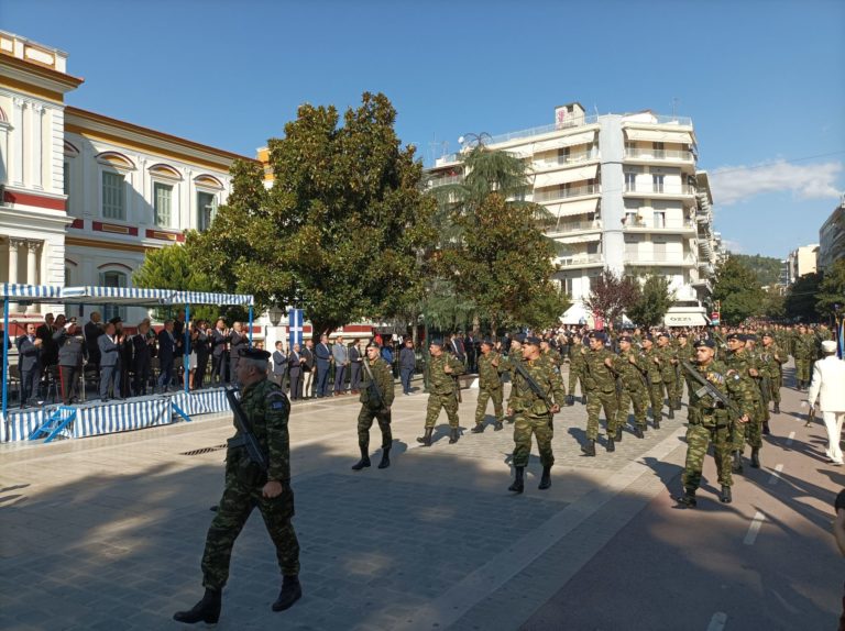 Ειδικό μισθολόγιο, εργασιακά και ασφαλιστικά επί τάπητος στη συνάντηση του ΠΑΣΟΚ – ΚΙΝΑΛ με τους στρατιωτικούς