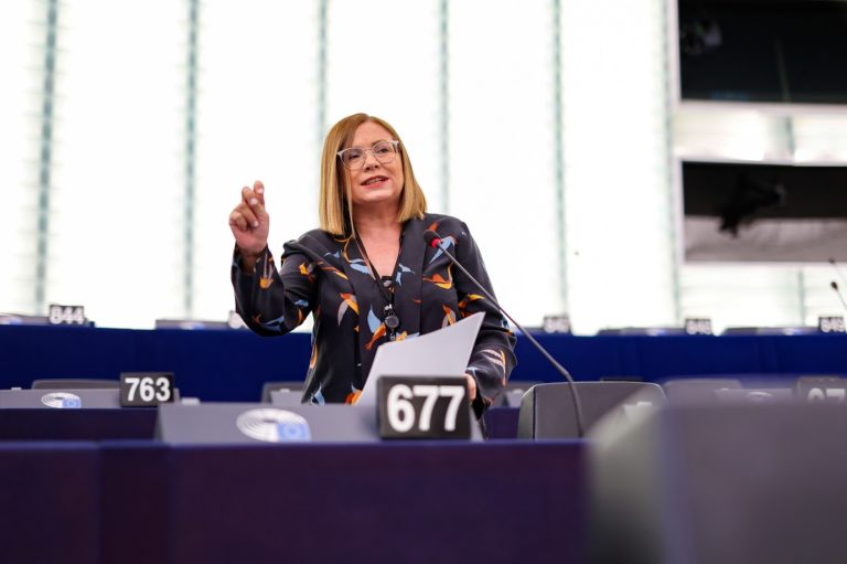 Μ. Σπυράκη στο Πρώτο: Η Γερμανία κρατάει το κλειδί για τις αποφάσεις της ΕΕ (audio)