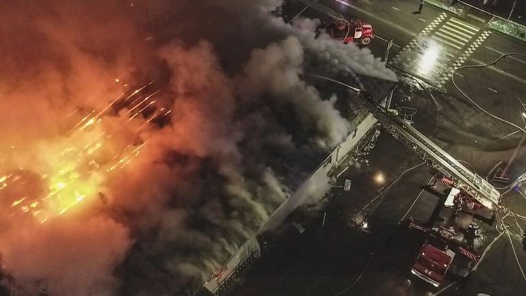 Συνελήφθη άνδρας για την πυρκαγιά με 15 νεκρούς σε χώρο ψυχαγωγίας στη Ρωσία