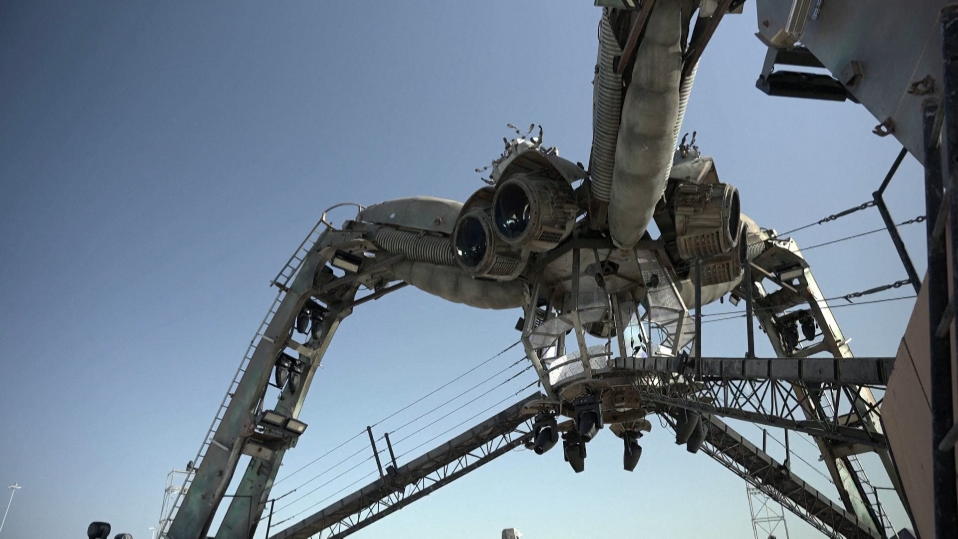 Μουντιάλ του Κατάρ: Η τεράστια μηχανική αράχνη και άλλα αξιοθέατα στο πλαίσιο της ψυχαγωγίας του Παγκοσμίου Κυπέλλου (video)