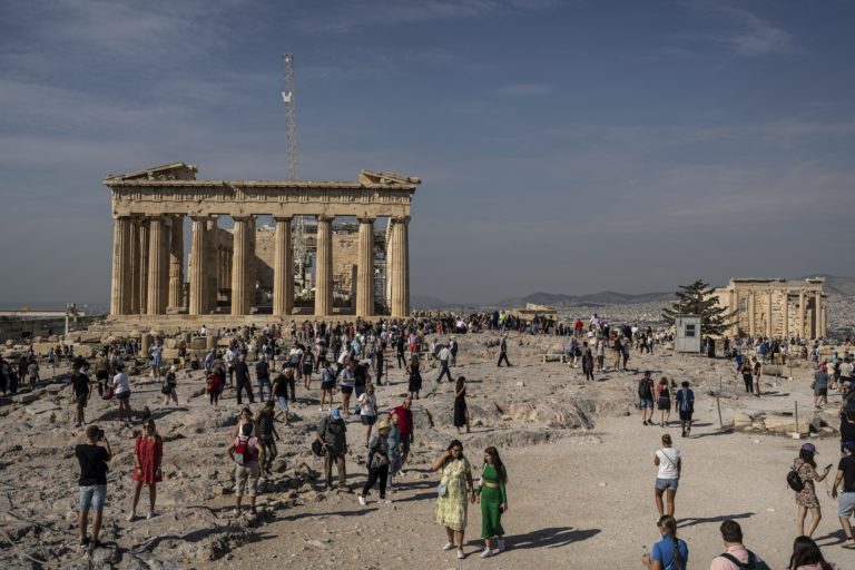Βρετανία: Χρυσή διάκριση με τρία βραβεία για τον ελληνικό τουρισμό