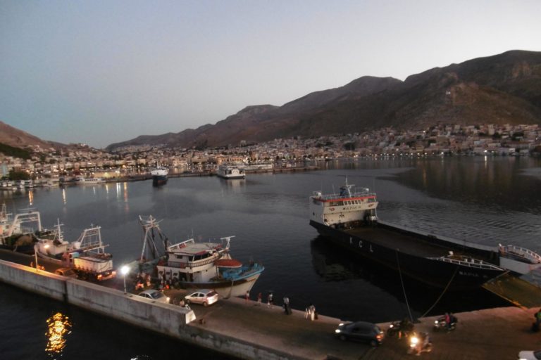 Με ασφάλεια κατέπλευσε στην Κάλυμνο το επιβατηγό πλοίο NISSOS KALYMNOS – Είχε προσκρούσει σε βραχώδη περιοχή