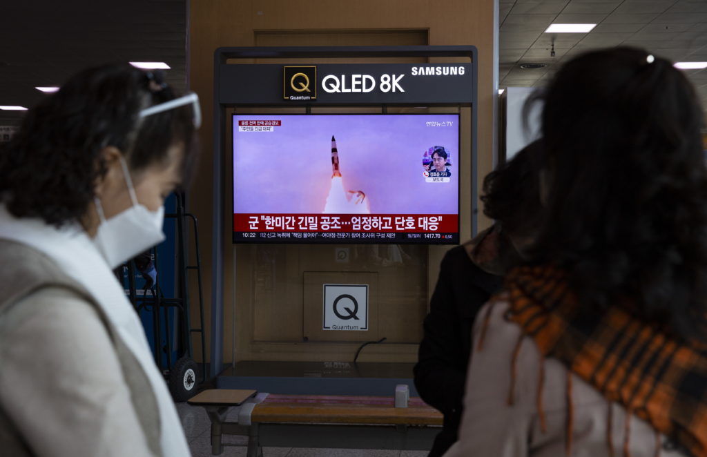 Εκτόξευση 23 πυραύλων από τη Βόρεια Κορέα – Ένταση στην κορεατική χερσόνησο