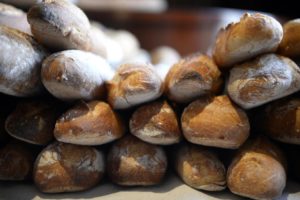 Ασ’ τους να φάνε ψωμί: Η προέλευση της μπαγκέτας