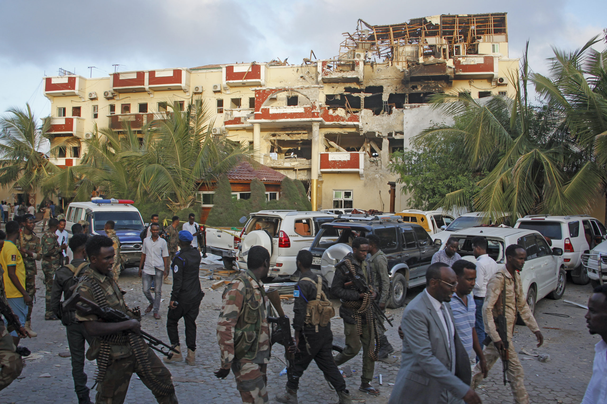 Σομαλία: Τουλάχιστον δέκα νεκροί από επίθεση σε ξενοδοχείο της πρωτεύουσας-Την ευθύνη ανέλαβε η Σεμπάμπ