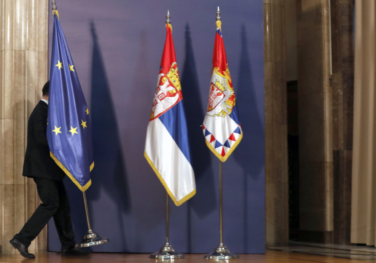 Βερολίνο: Η Σερβία να επιλέξει στρατόπεδο μεταξύ ΕΕ και Ρωσίας