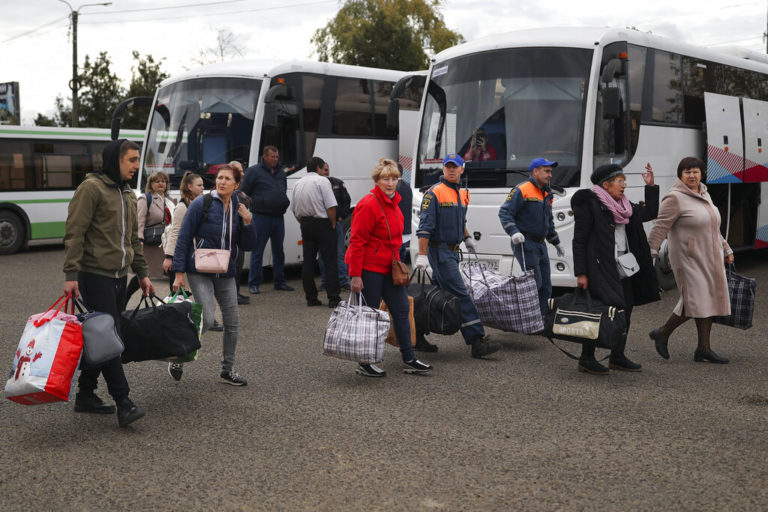 Ουκρανία: Η Ρωσία επεκτείνει τη ζώνη από την οποία απομακρύνει τους αμάχους στη Χερσώνα – Αναμένουν επίθεση των Ουκρανών