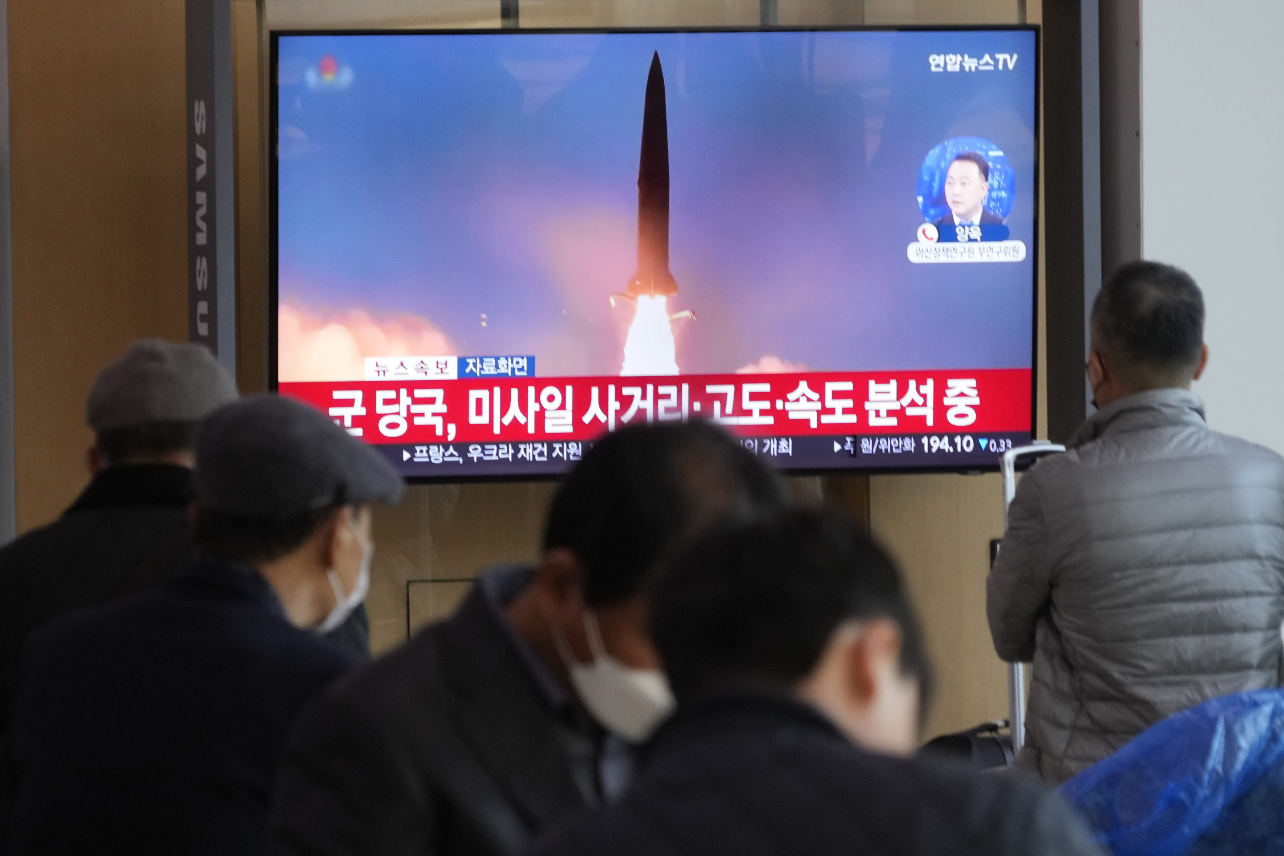 Β. Κορέα: Νέα εκτόξευση βαλλιστικού πυραύλου που πέρασε πάνω από την Ιαπωνία-Σε κλειστούς χώρους οι κάτοικοι 3 νομαρχιών