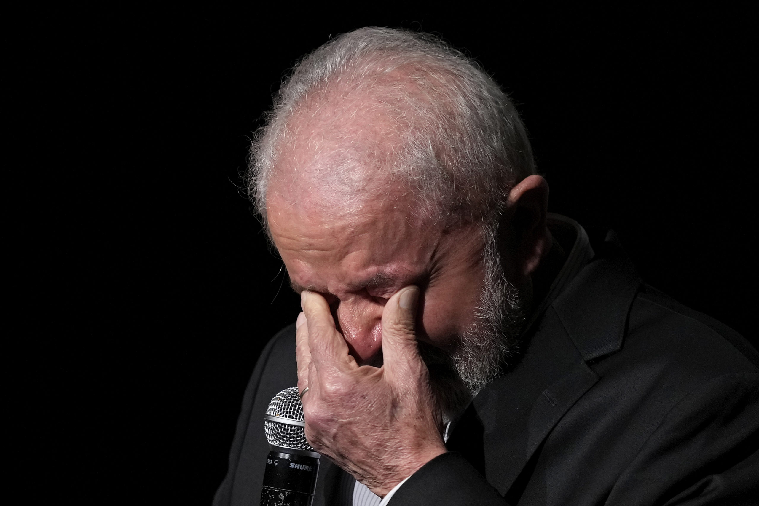 Βραζιλία: Όταν έκλαψε ο Λούλα (video)