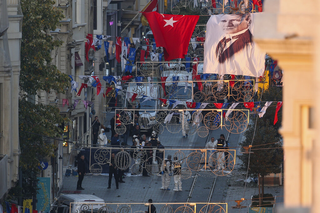 Ι. Παπαφλωράτος: Η Τουρκία θα εκμεταλλευτεί το μακελειό προεκλογικά – I. Kρασσάς: Η Άγκυρα δε θα αφήσει τα κατεχόμενα (video)