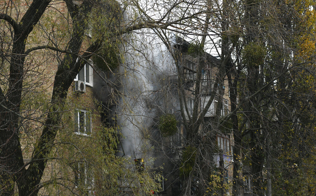 Ουκρανία: Πάνω από 7 εκατ. νοικοκυριά χωρίς ρεύμα – Ρωσικό σφυροκόπημα με 100 πυραύλους
