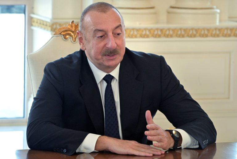 Αζερμπαϊτζάν: Ακυρώνει συνομιλίες με την Αρμενία – Αρνείται τη συμμετοχή Μακρόν ως διαμεσολαβητή