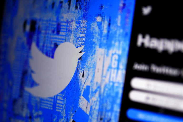 Οι ΗΠΑ “παρακολουθούν στενά” το Twitter υπό τον Έλον Μασκ για το ενδεχόμενο παραπληροφόρησης