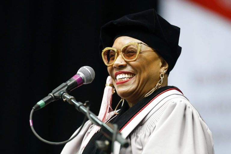 Η ιέρεια της jazz Dee Dee Bridgewater στο ΚΠΙΣΝ για μία μοναδική συναυλία