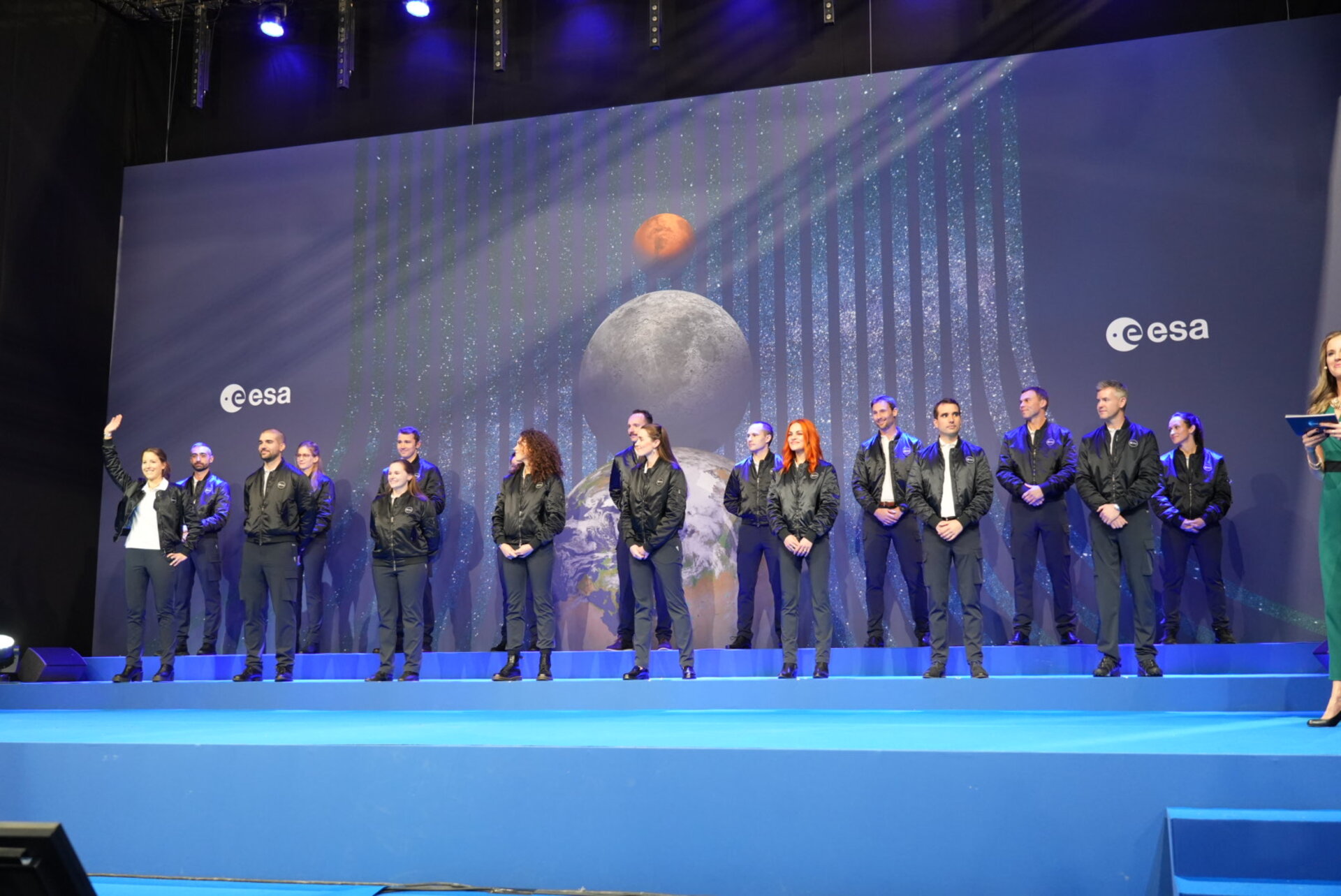 Πέντε νέοι αστροναύτες από τον Ευρωπαϊκό Οργανισμό Διαστήματος