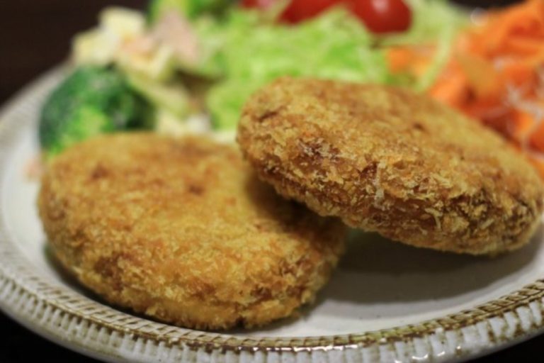 “Extreme Croquettes”: Οι ιαπωνικές μοσχαρίσιες κροκέτες με λίστα αναμονής 30 ετών