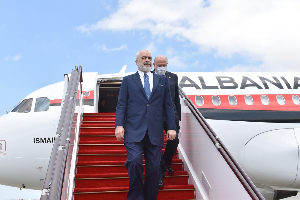 Αλβανία: ο Ράμα και τα οδοιπορικά του έξοδα των 19 εκατομμυρίων ευρώ